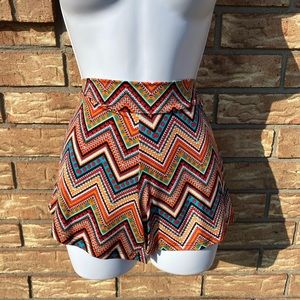 Multicolored Shorts sz M NEW